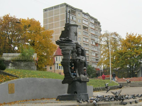 Monument to Aleksandr Marinesko-加里宁格勒必去景点