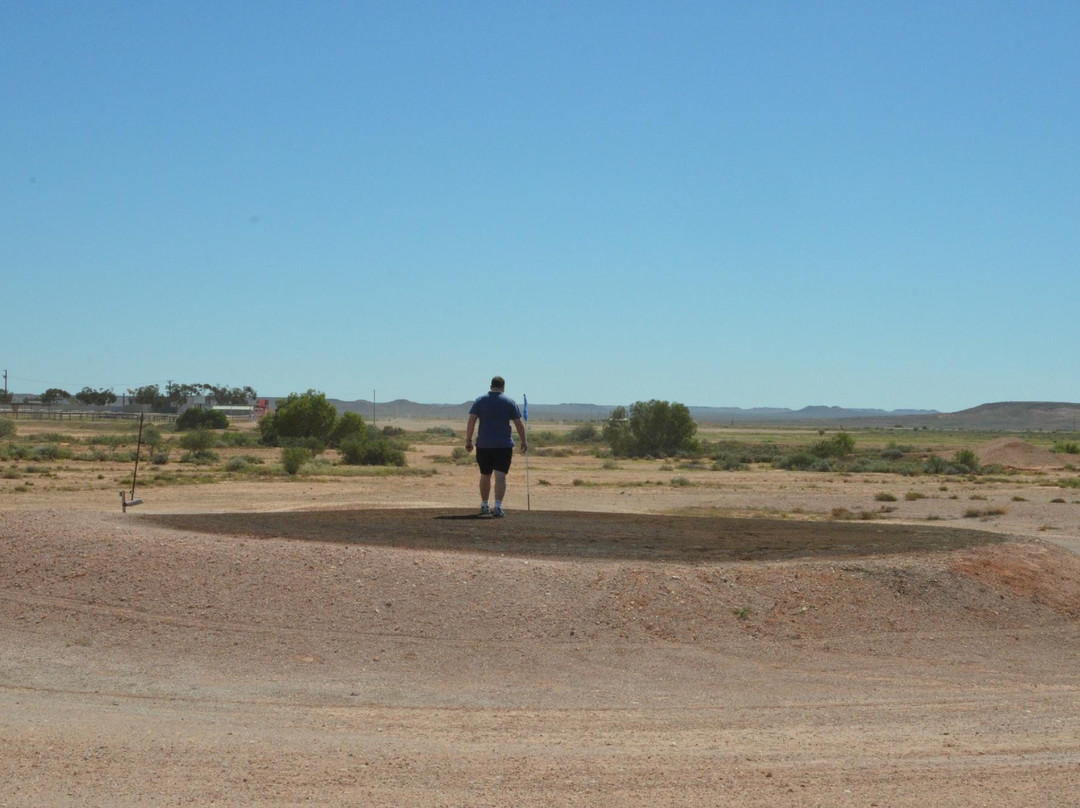 Coober Pedy Opal Fields Golf Course-库伯佩迪必去景点