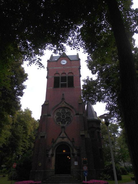 Kirche Lvr-Klinik Langenfeld-朗根费尔德 必去景点