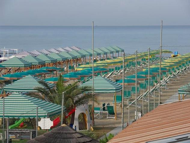 Bagno Riviera, Marina di Pietrasanta景点图片
