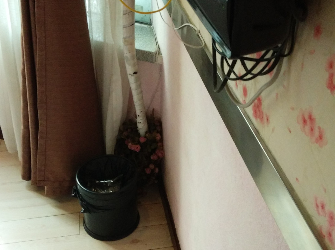 芒果酒店主图