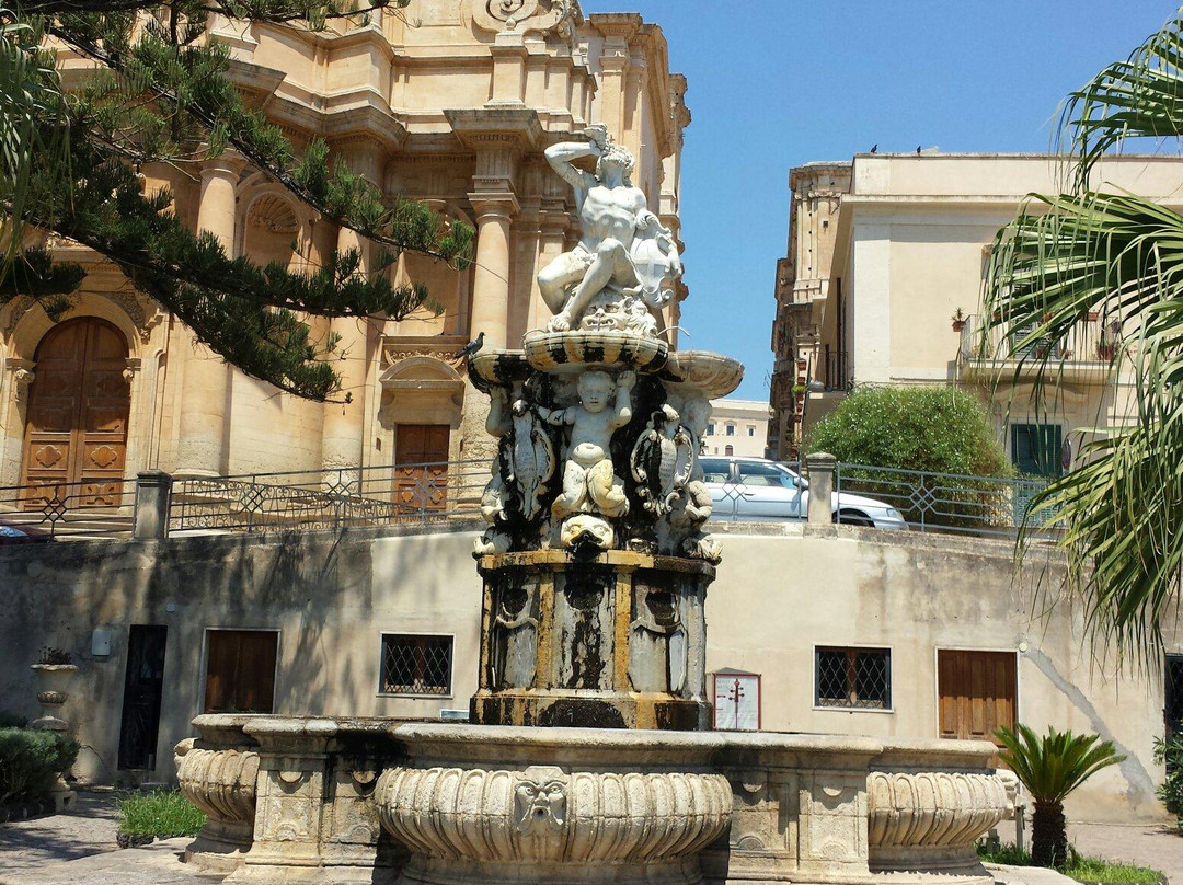 Madonna Marina旅游景点-Toner Point