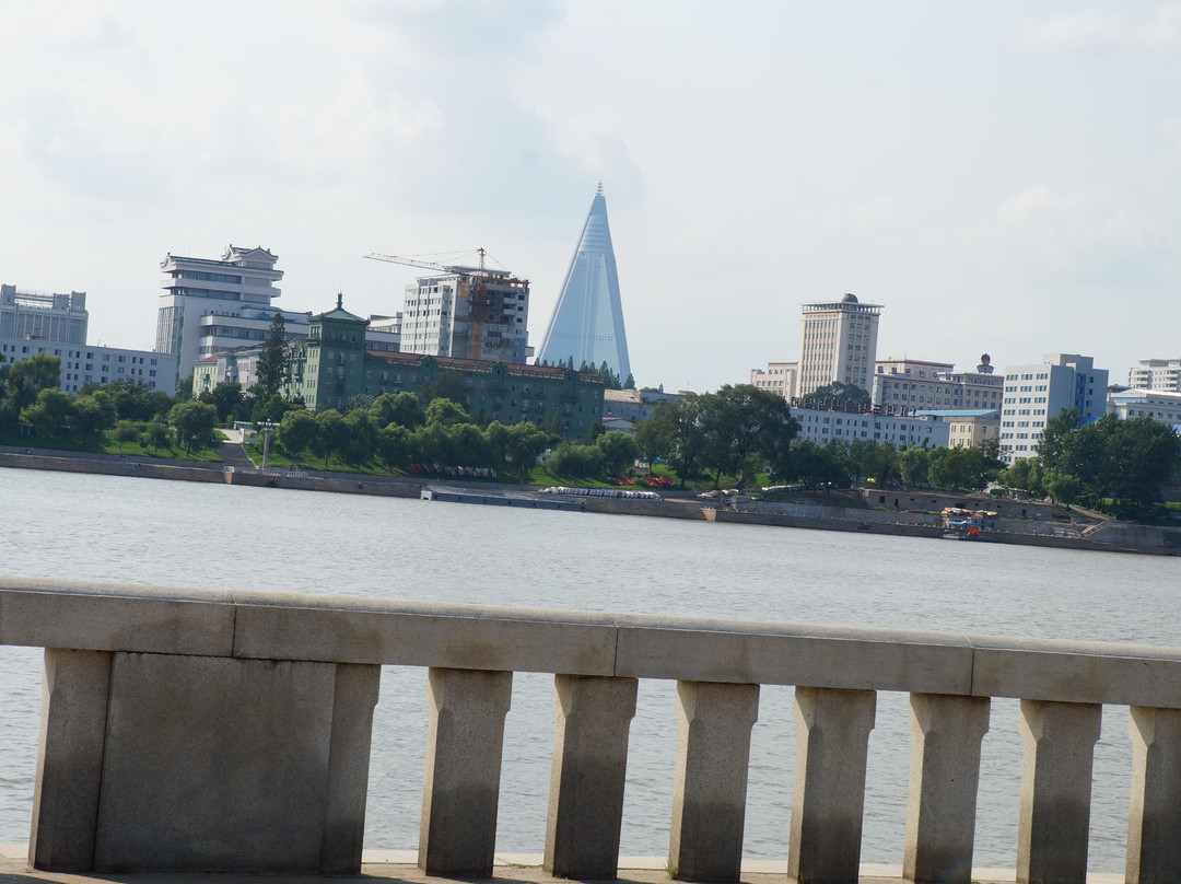 Juche Tower-平壤必去景点