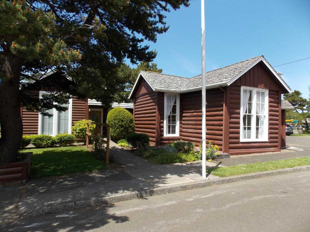 Little Log Church-亚查茨必去景点