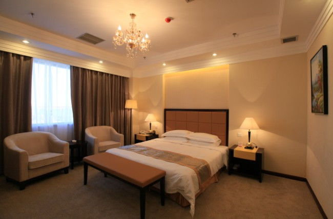 张北宏昊假日大酒店主图