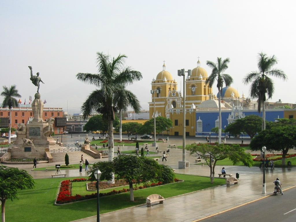 Plaza de Armas de Trujillo-特鲁希略必去景点