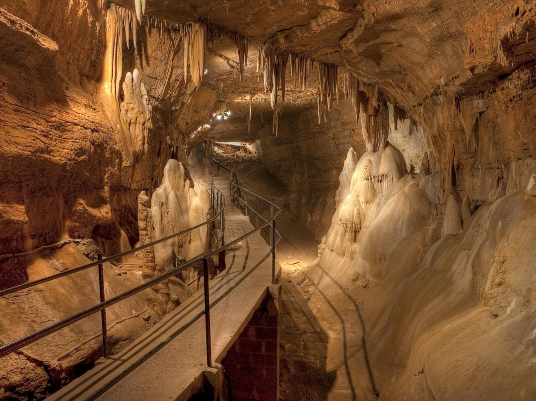 Seneca Caverns-Riverton必去景点