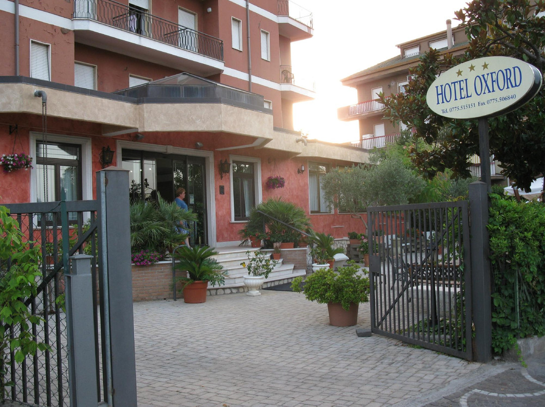 Oxford Hotel主图