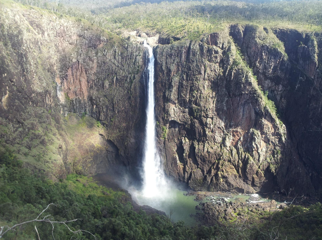 Wallaman Falls-Ingham必去景点