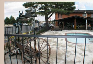 Ranch House Motel and Restaurant主图