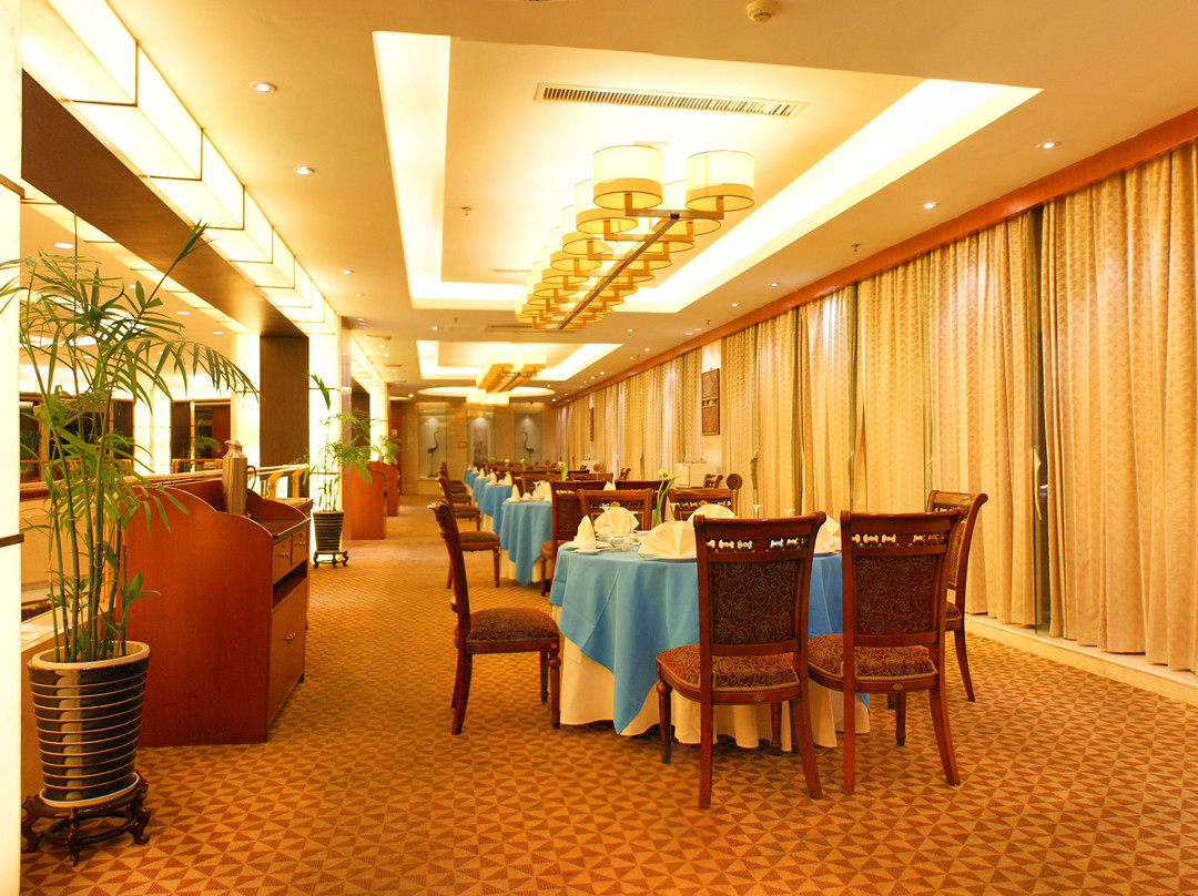 颐和大酒店主图