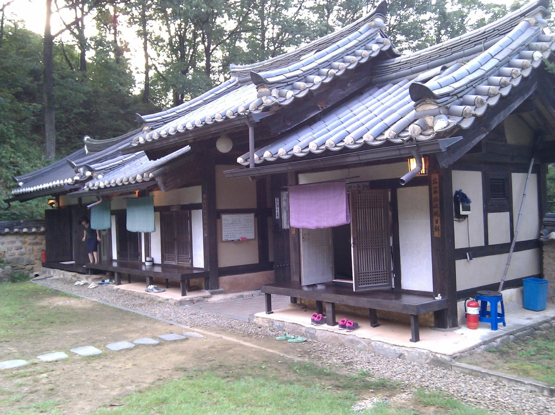 英阳郡酒店住宿-Chiam Gotaek