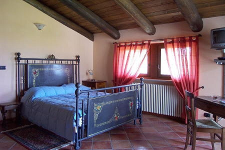 Calosso酒店住宿-Tenuta dei Fiori