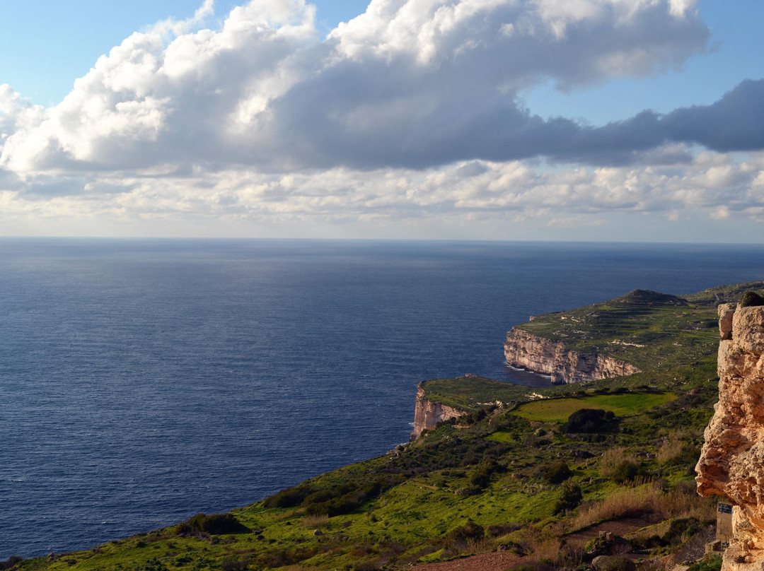 Dingli Cliffs景点图片
