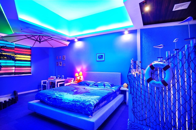 酣噜噜时尚酒店主图