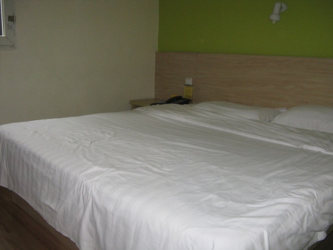 7天重庆解放碑步行街店主图