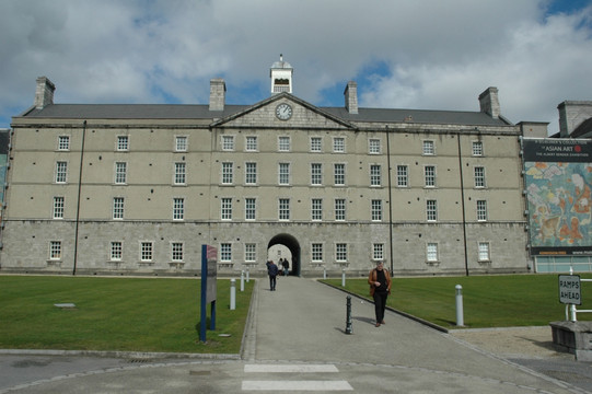 爱尔兰国家装饰艺术品和历史博物馆-都柏林必去景点