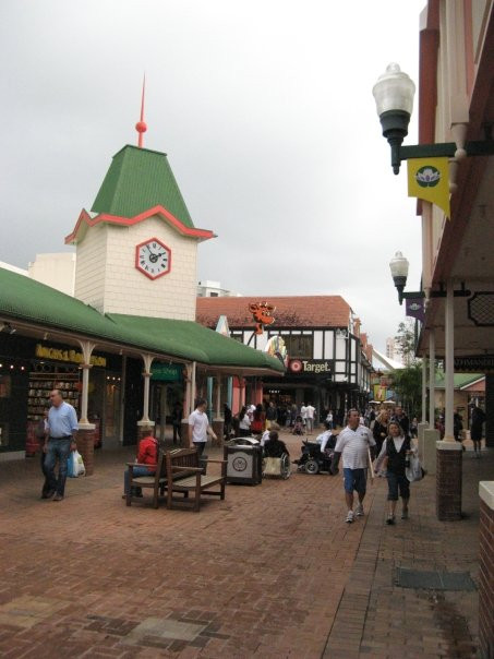 太平洋购物中心-布罗德海滩必去景点