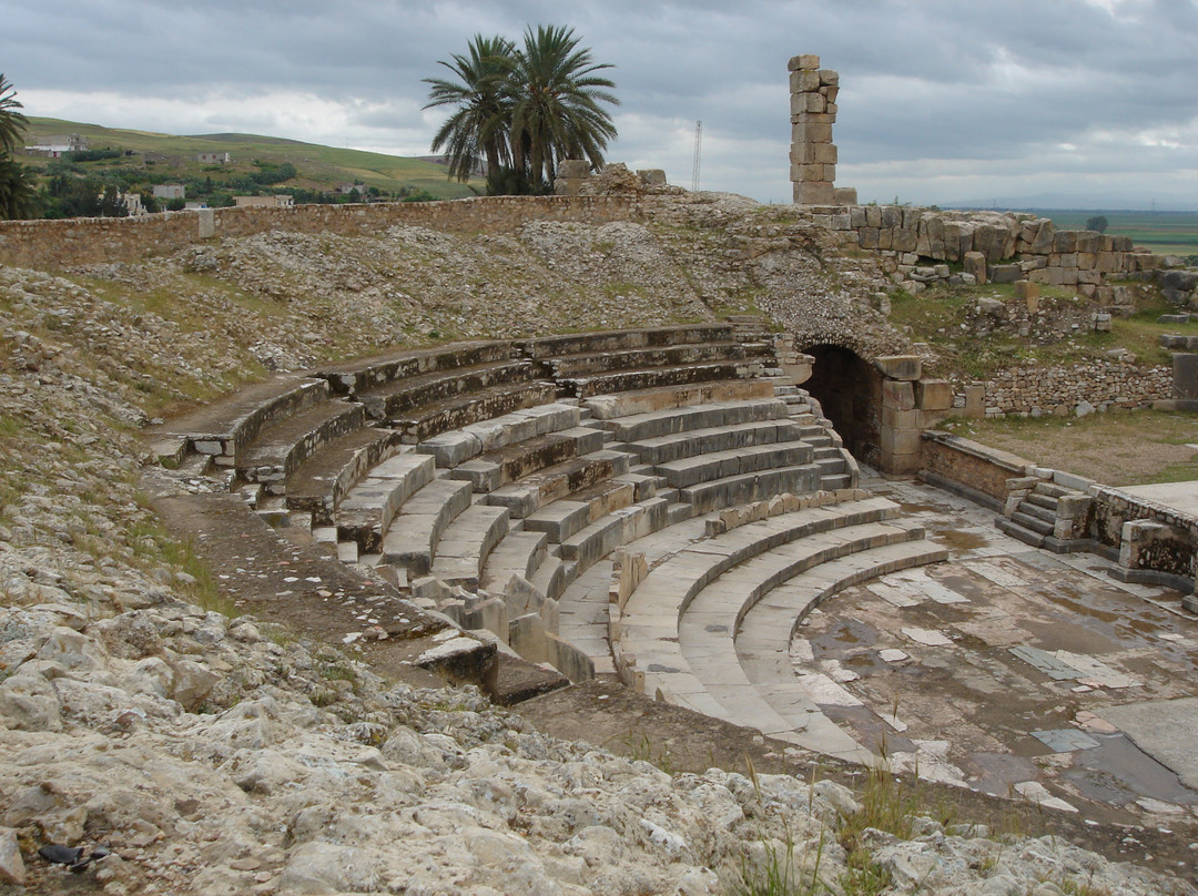 塔巴卡旅游景点-Bulla Regia