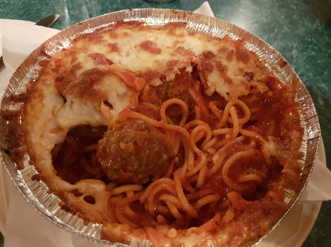 Royal Pizzeria & Spaghetti House