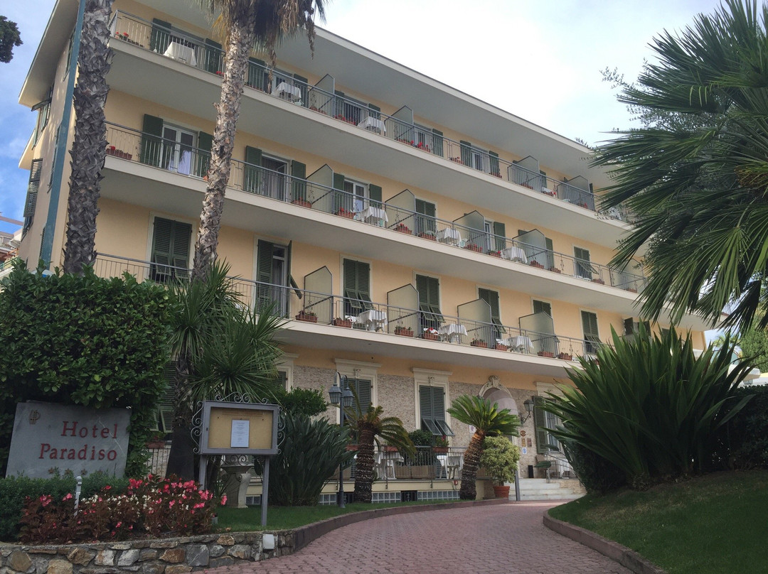 Hotel Paradiso