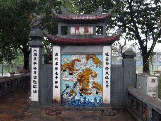 玉山寺-河内必去景点