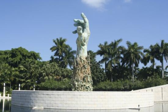 Holocaust Memorial Miami Beach景点图片