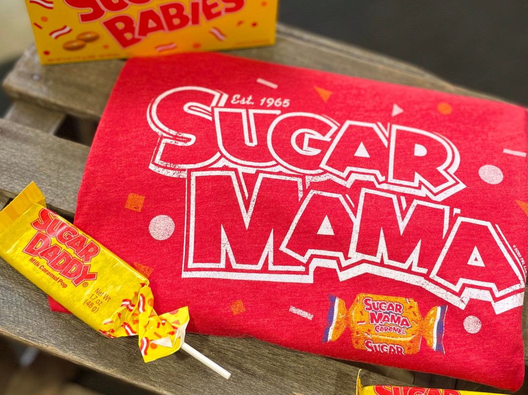 Sweet Memories Vintage Tees & Candy-Girard必去景点
