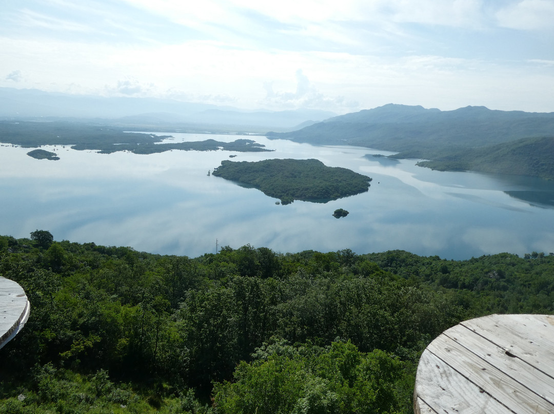 Krupac Lake景点图片