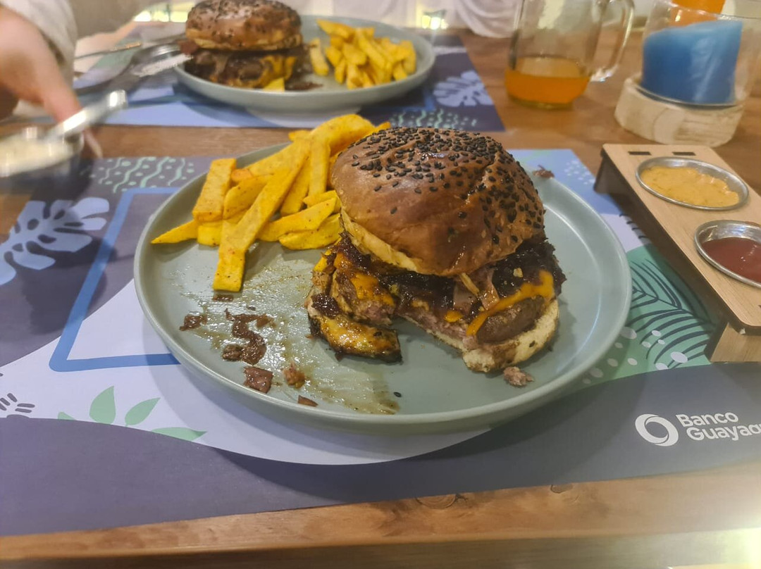 Alangasi餐馆和美食-Chez Berno