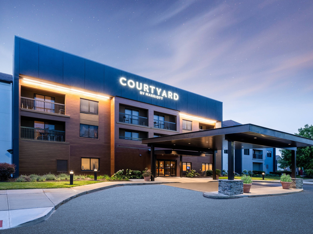 Courtyard by Marriott Columbus Airport主图