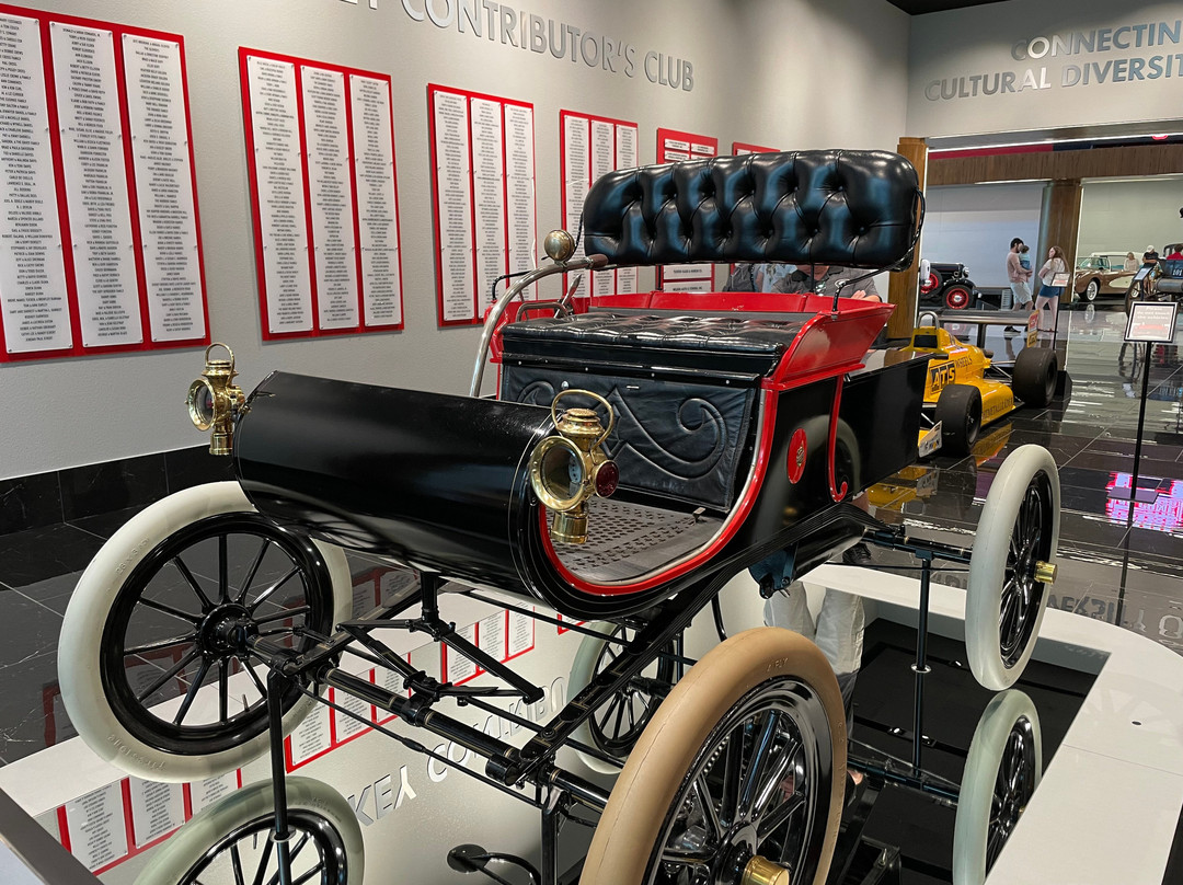 Savoy Automobile Museum景点图片
