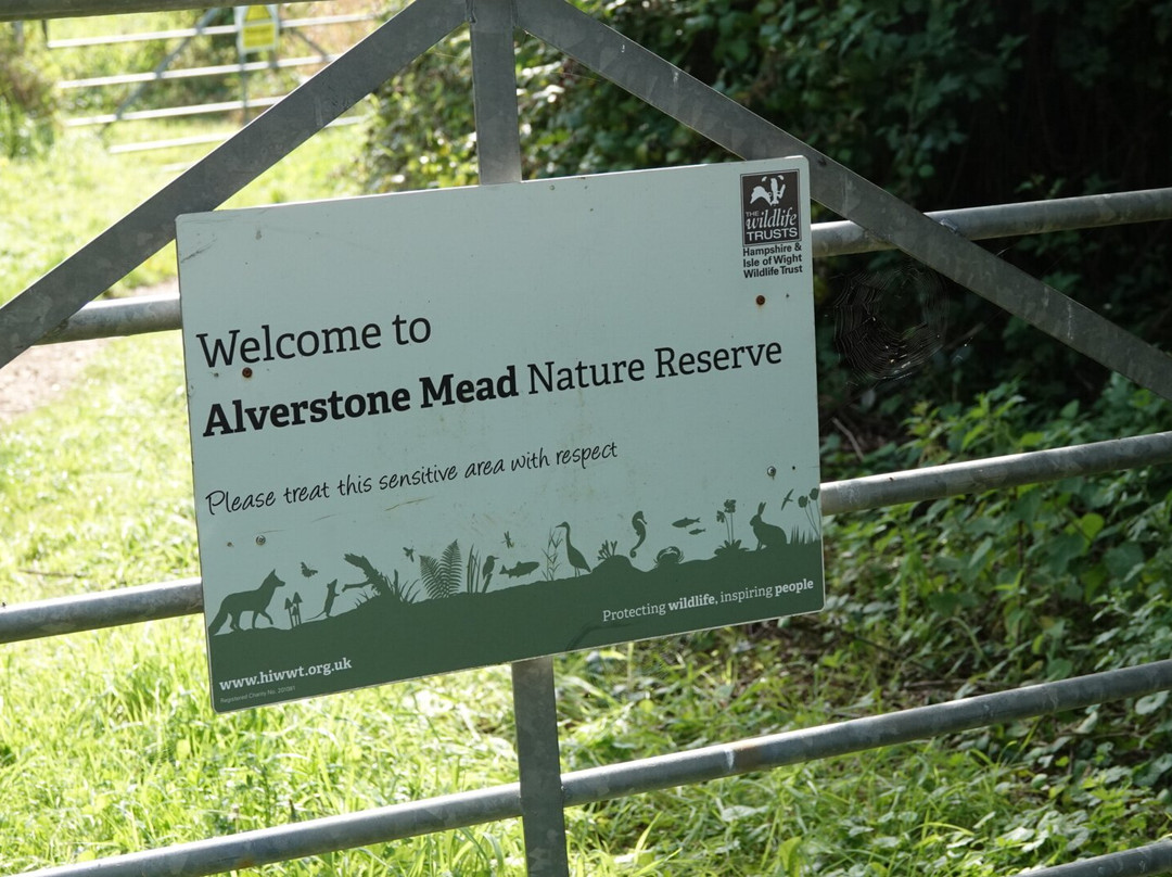 Alverstone Mead Nature Reserve景点图片