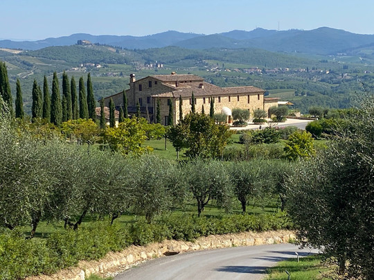 The Club House主图