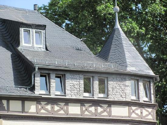 Alte Schwanenapotheke-巴特克罗伊茨纳赫必去景点