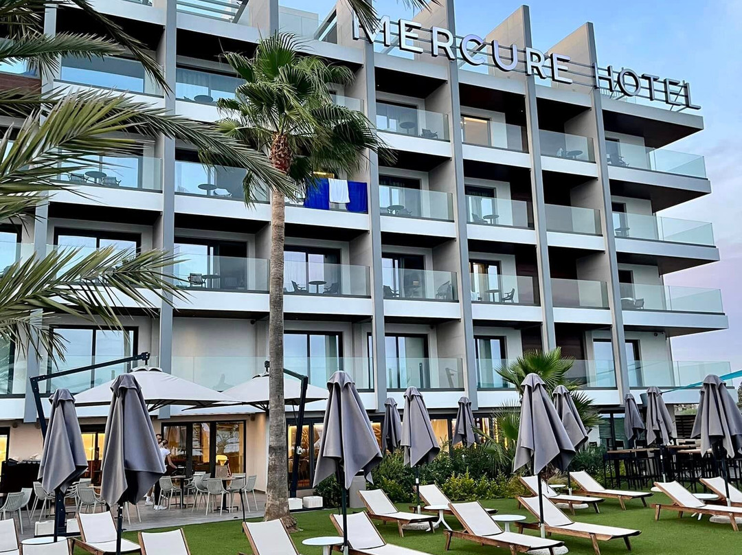 Mercure Larnaca Beach Resort主图