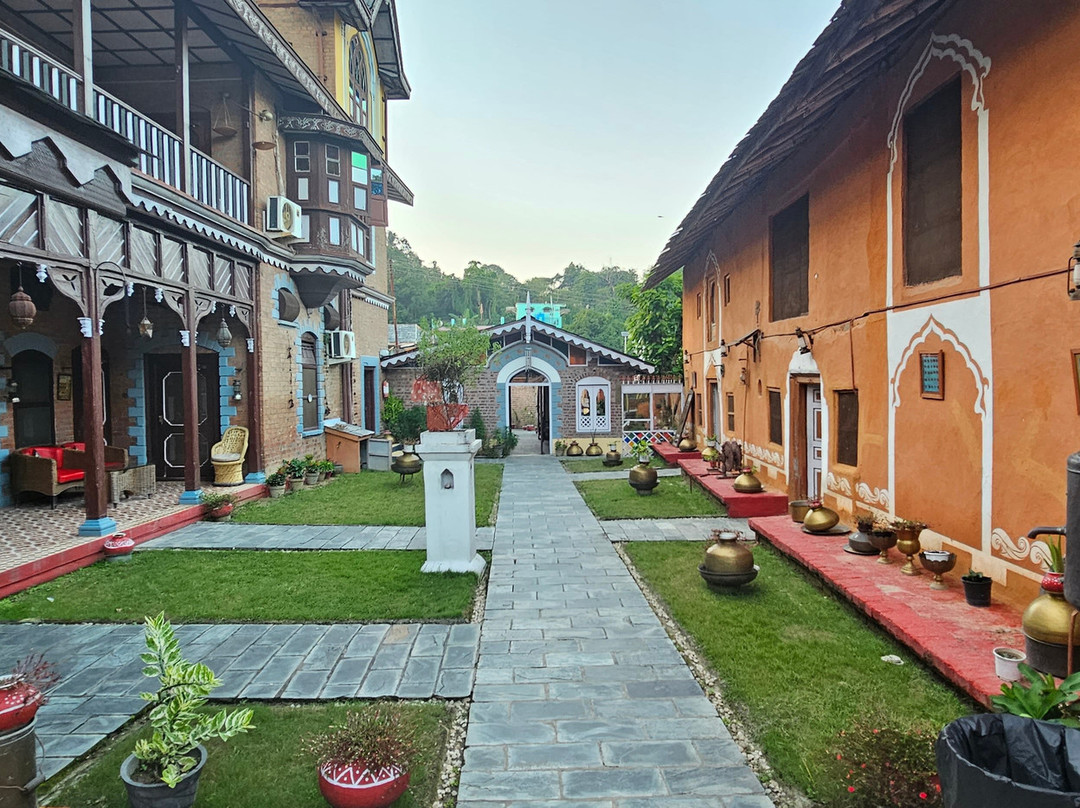 The Chateau Garli主图