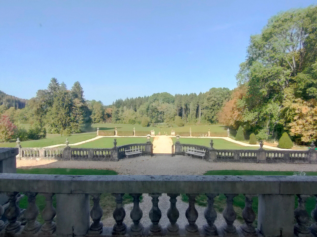 Chateau Montalembert主图