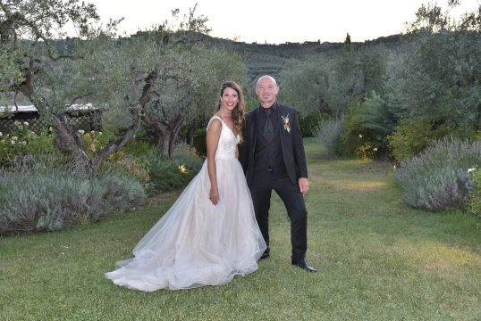 伊维蒂奇农庄民宿-官方