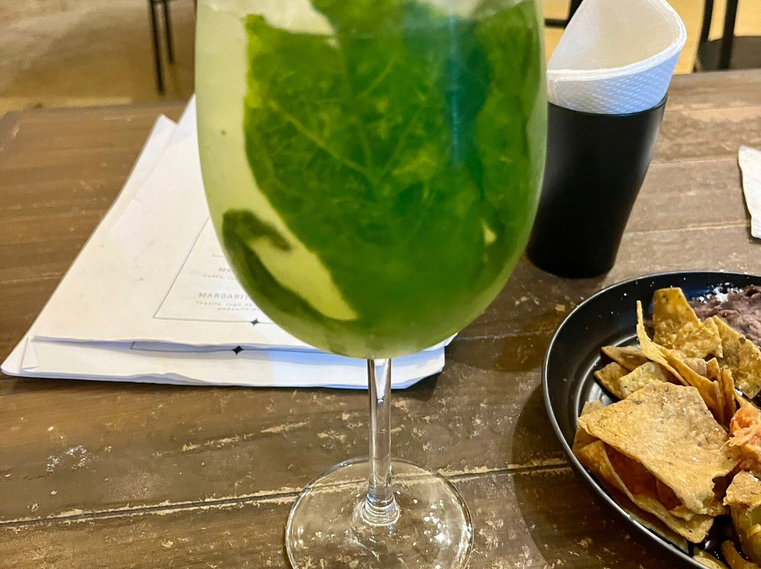 Autogiro La Ermita Cantina