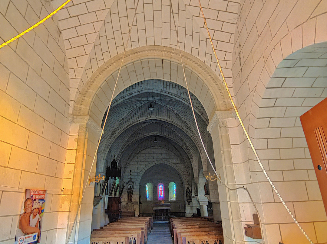 Église Saint Romain de Dangé-Saint-Romain景点图片