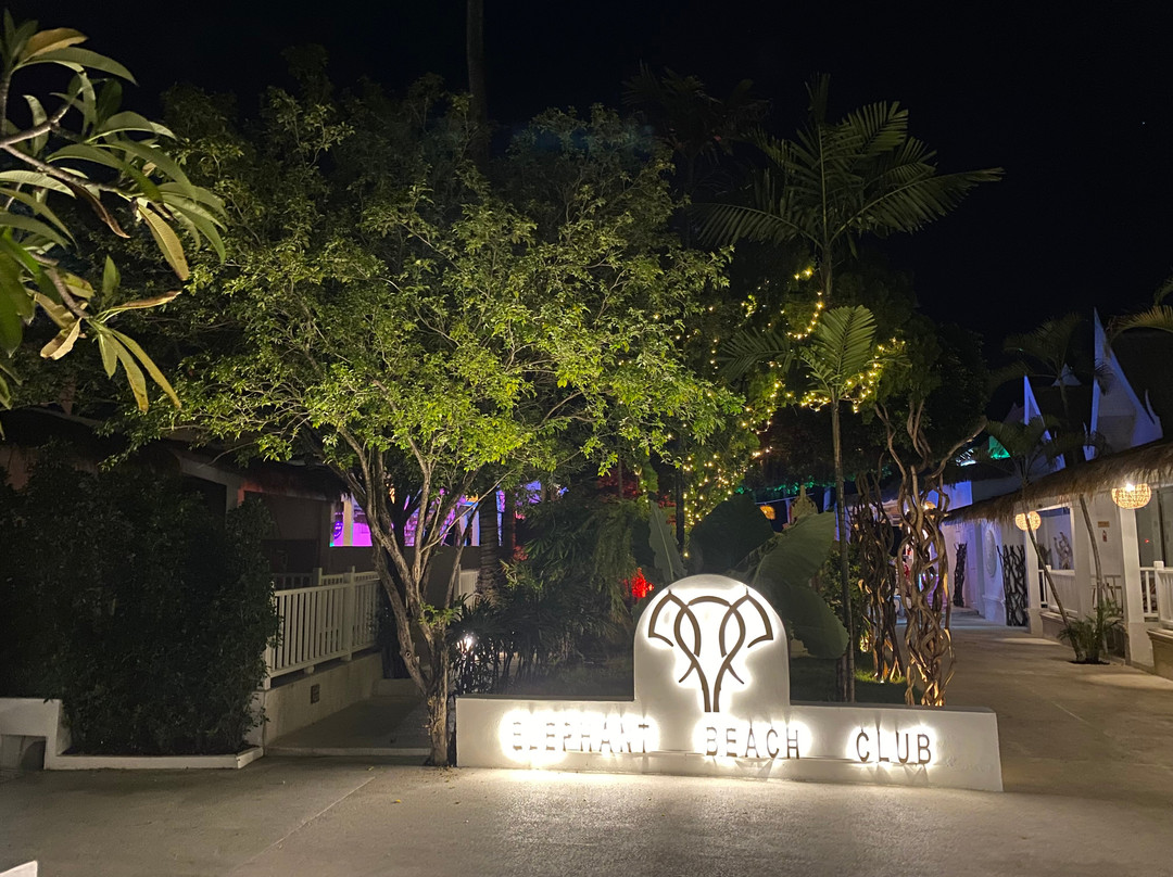 Elephant Beach Club-波普特必去景点