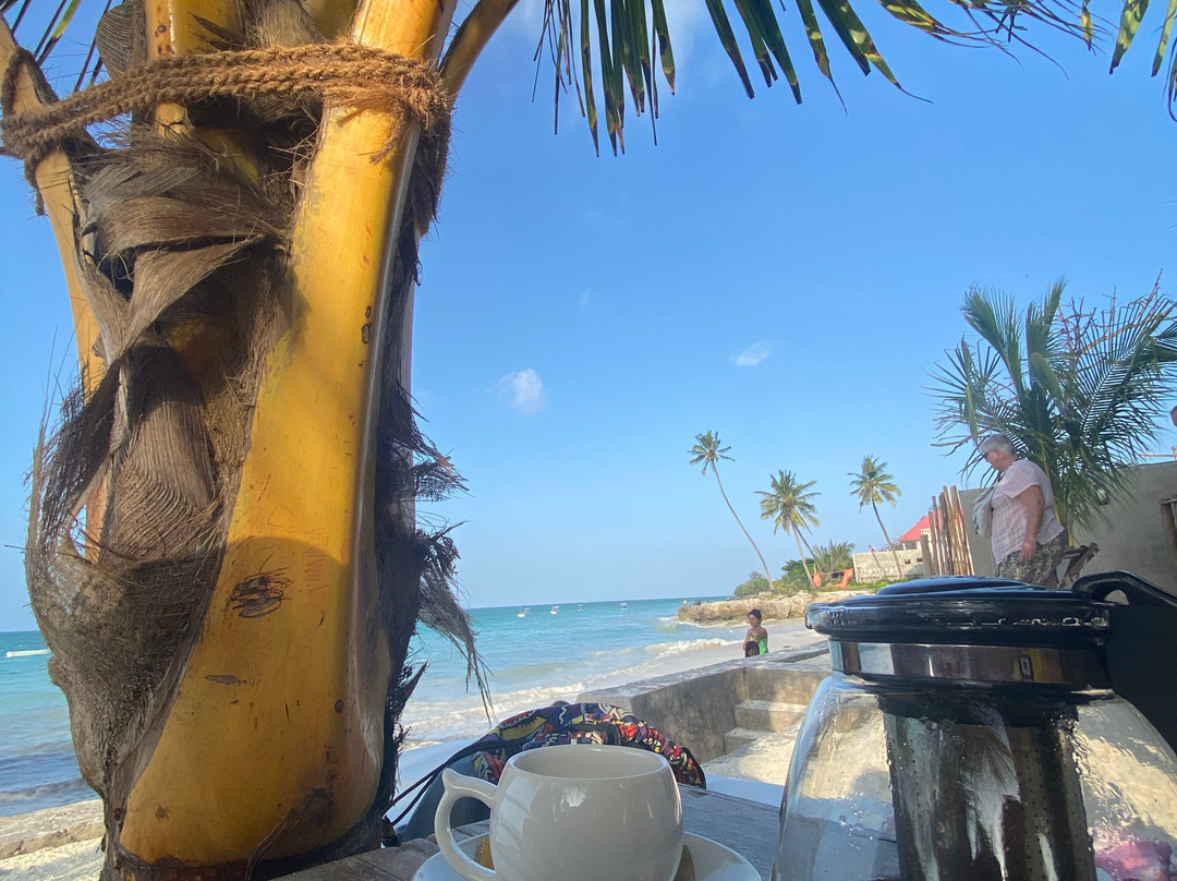 Mahi Mahi Beach bar & Restaurant