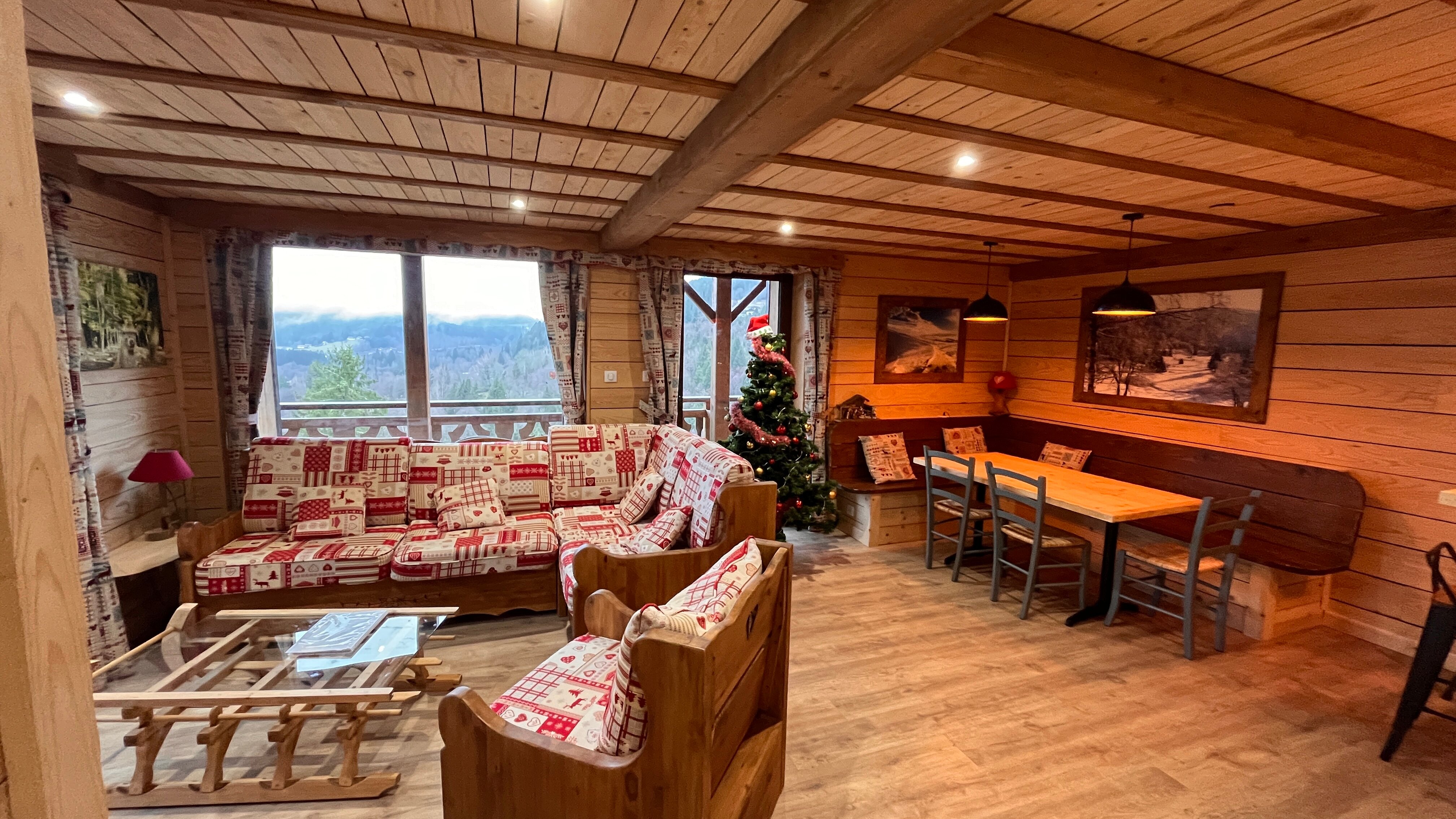 Gîte Panoramique & Spa de Liézey - La Cleurie-官方