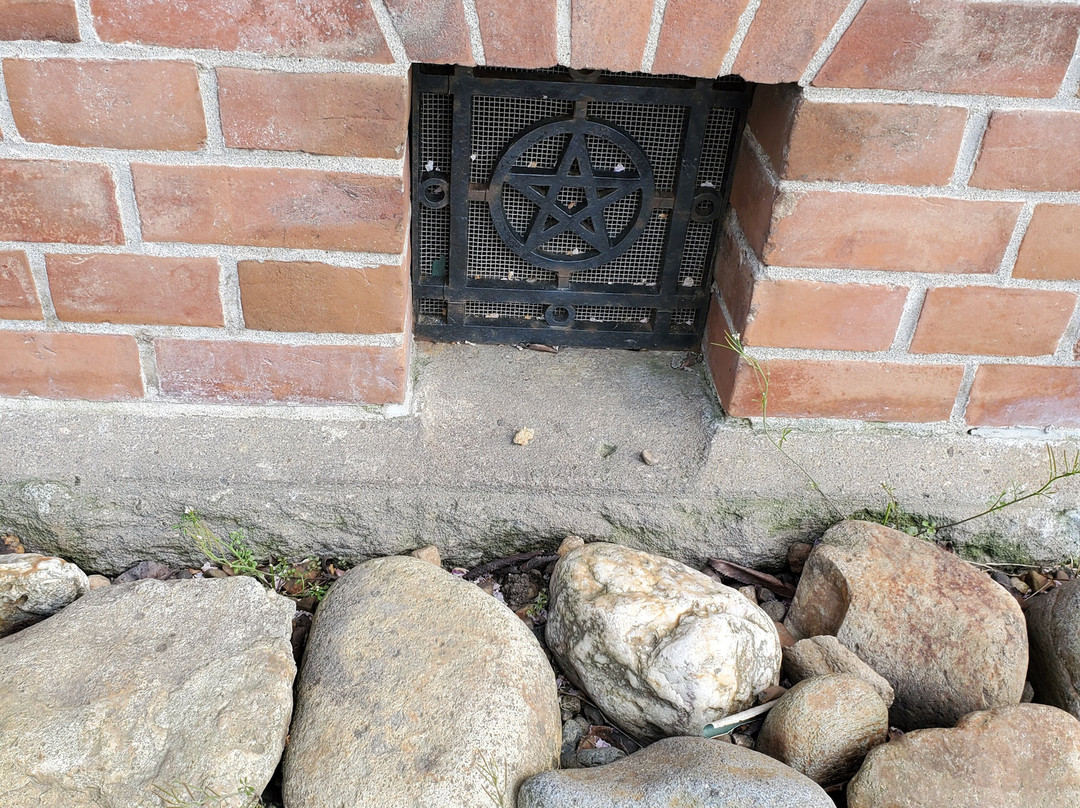 Former Hirosaki Kaikosha-弘前市必去景点