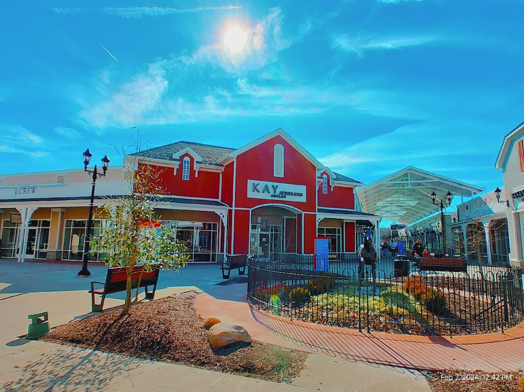 Tanger Outlets Pittsburgh景点图片