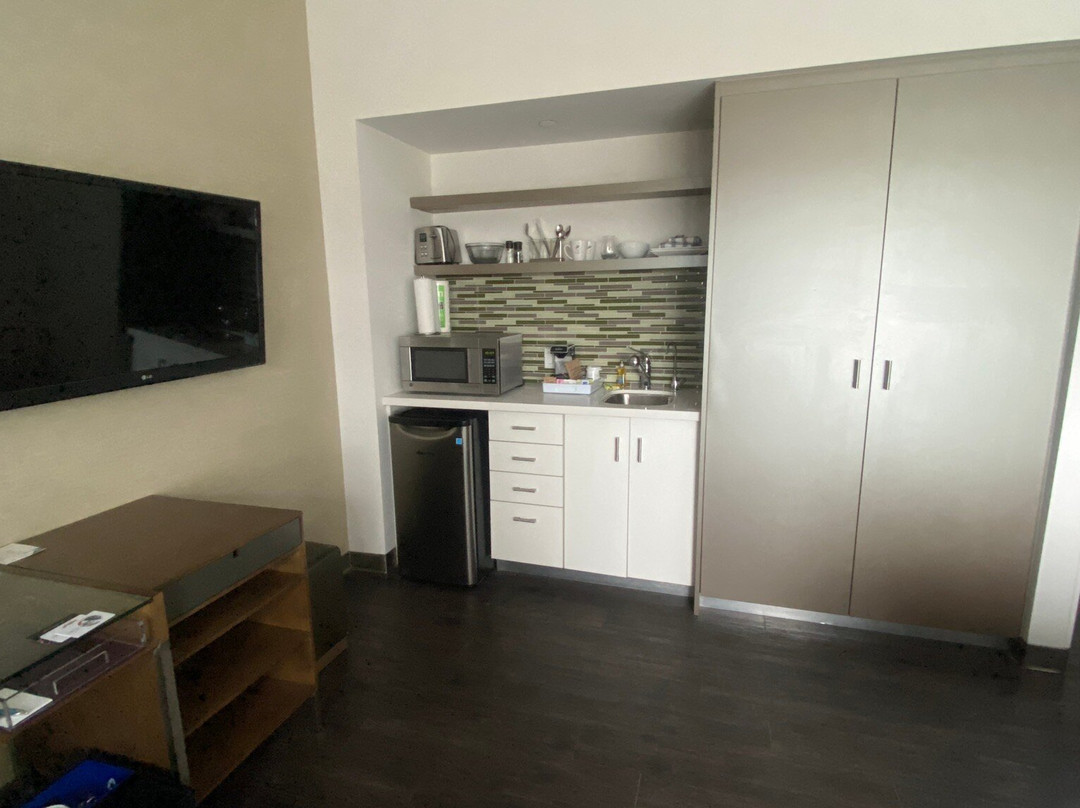 Element Vaughan Southwest主图