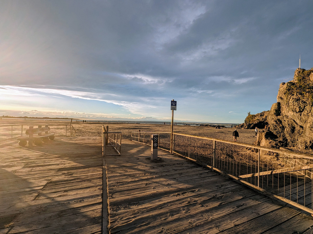 Sumner Bay Motel主图