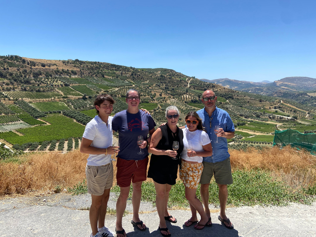 DAF Wines by Douloufaki Fereniki-Dafnes必去景点