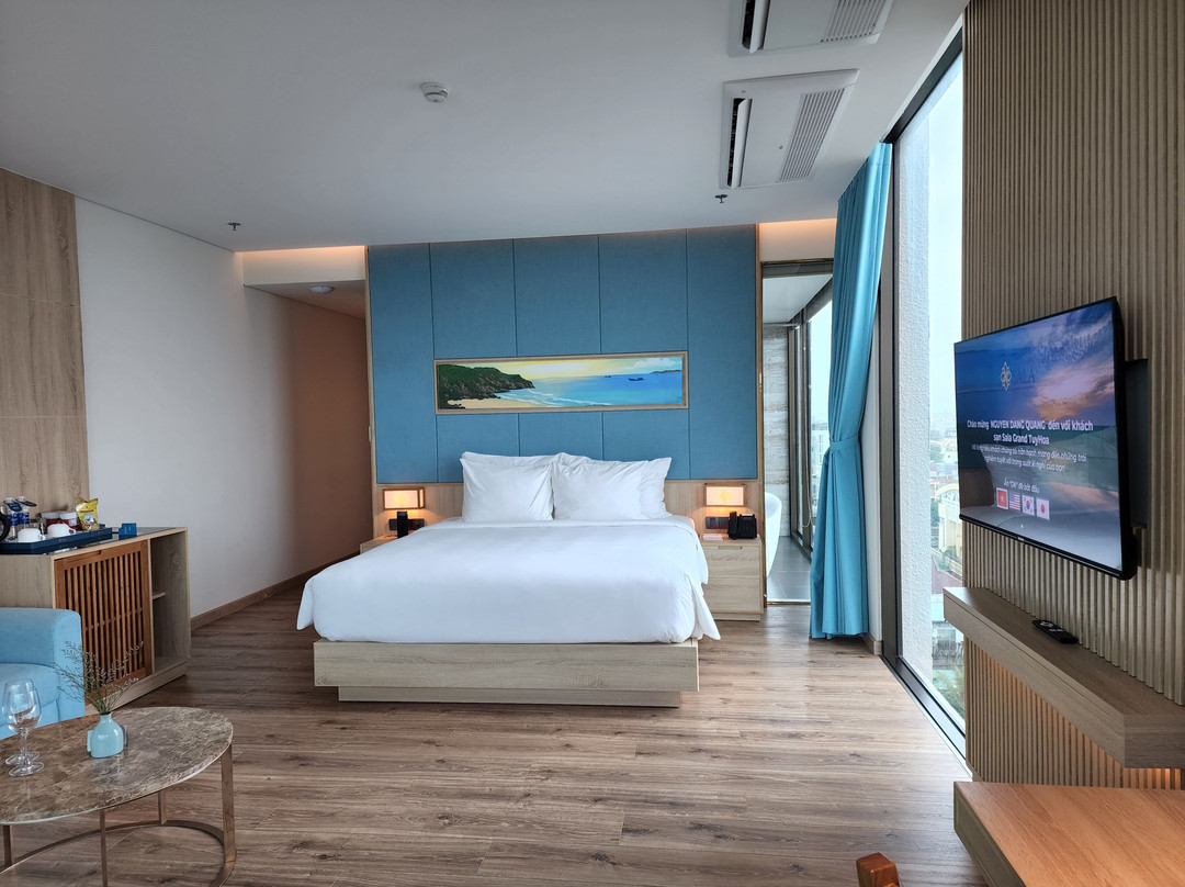 Sala Grand TuyHoa Hotel主图